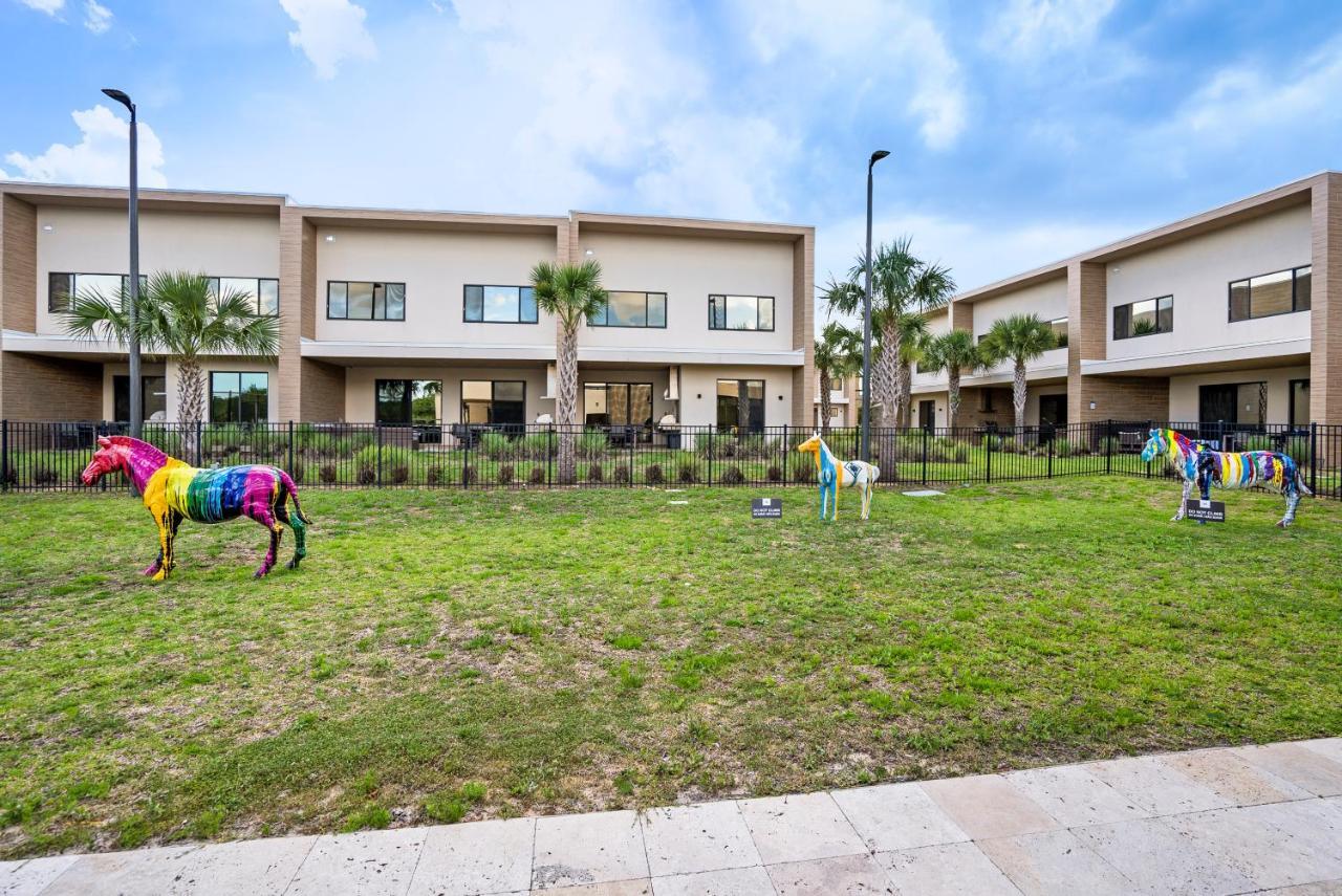 Beautiful Townhome Magic Village 1,5 Mile To Dis ออร์ลันโด ภายนอก รูปภาพ